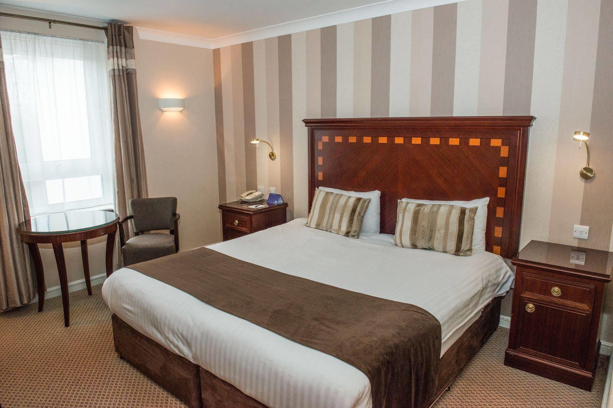 Manor Of Groves Hotel, Golf & Health Club 3* Sawbridgeworth