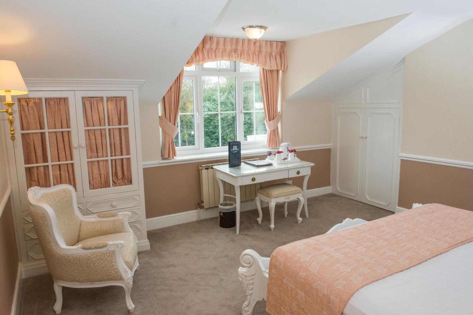 Manor Of Groves Hotel, Golf & Health Club Hotel Sawbridgeworth