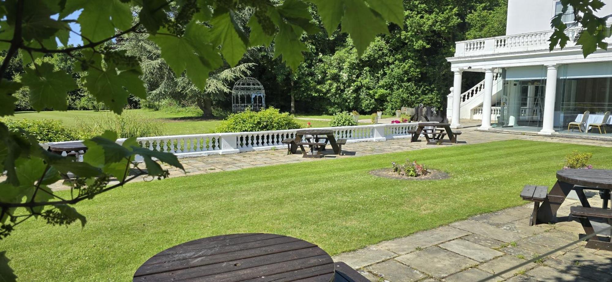 Manor Of Groves Hotel, Golf & Health Club Hotel 3*