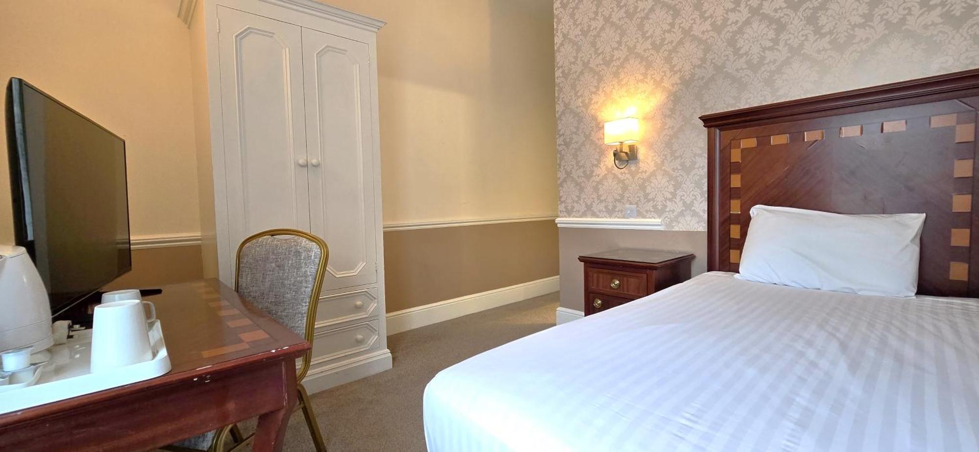 Hotel Manor Of Groves Hotel, Golf & Health Club