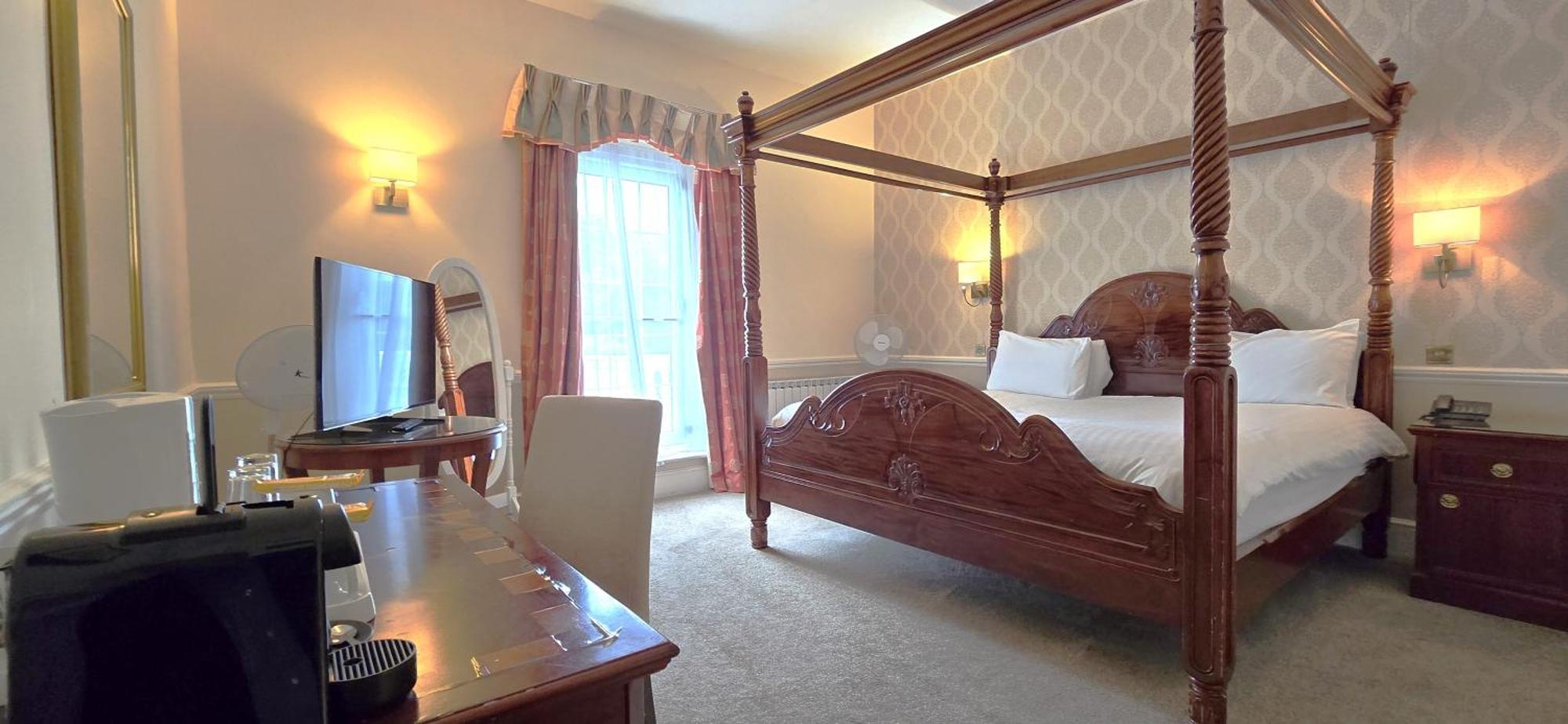 Manor Of Groves Hotel, Golf & Health Club Hotel